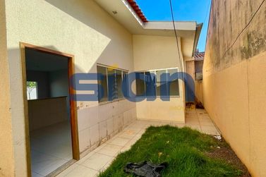 Casa para alugar - 127m&sup2; - Jardim Topazio
