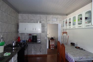 Casa &agrave; venda - 202m&sup2; - Zona Armazem