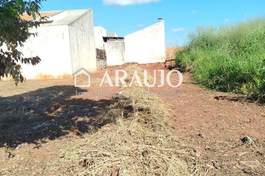 Terreno &agrave; venda - 138m&sup2; - Jardim Janina
