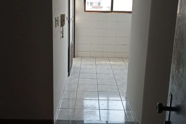 Apartamento para alugar - 40m&sup2; - Zona III