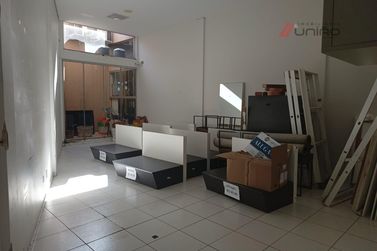 Sal&atilde;o Comercial para alugar - 336m&sup2; - Centro