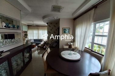 Casa &agrave; venda - 210m&sup2; - Jardim Gisela