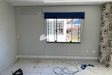 Sala Comercial &agrave; venda - 55m&sup2; - CENTRO