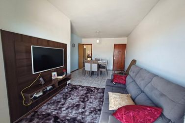 Apartamento &agrave; venda - 74m&sup2; - Zona I