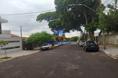 Terreno &agrave; venda - 228m&sup2; - Zona I