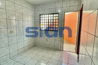 Casa para alugar - 90m&sup2; - 