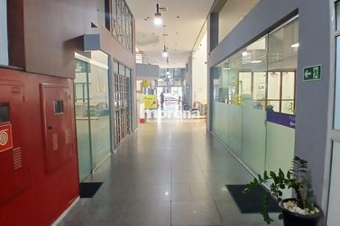 Sala Comercial para alugar - 80m&sup2; - Zona I