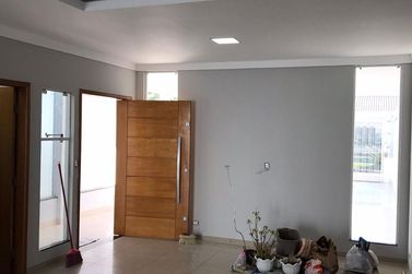Sobrado &agrave; venda - 209m&sup2; - Zona III