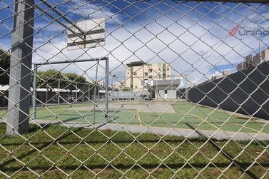 Apartamento &agrave; venda - 76m&sup2; - Zona II