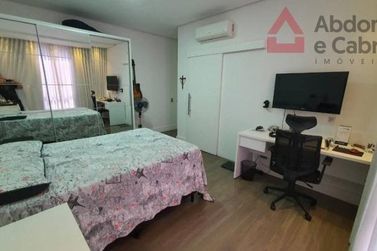 Casa &agrave; venda - 245m&sup2; - Zona V