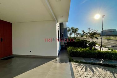 Casa &agrave; venda - 154m&sup2; - PAYSAGE UNIQUE CONDOMINIO