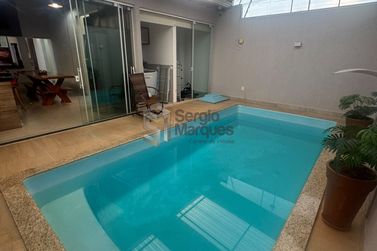 Casa &agrave; venda - 200m&sup2; - Jardim Colorado
