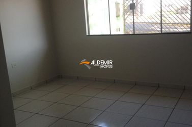 Casa para alugar - 100m&sup2; - Zona 6