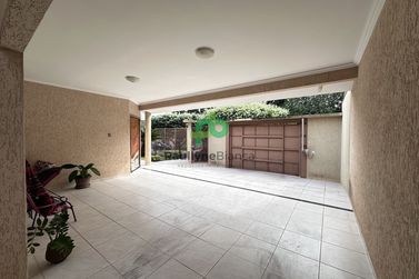 Casa &agrave; venda - 2688m&sup2; - Condominio Golden Lake