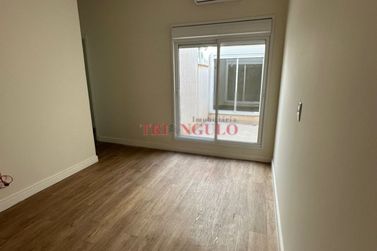 Casa &agrave; venda - 180m&sup2; - JARDIM ALPHAVILE
