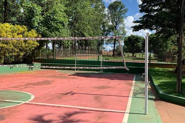 Ch&aacute;cara &agrave; venda - 7260m&sup2; - Zona I