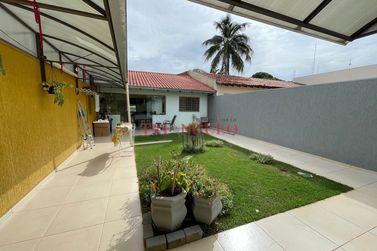 Casa &agrave; venda - 141m&sup2; - ZONA II