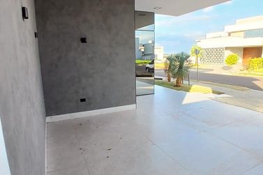 Casa &agrave; venda - 168m&sup2; - Paysage Essenza Condom&iacute;nio