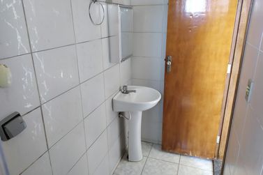 Apartamento para alugar - 95m&sup2; - ZONA III