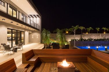 Ch&aacute;cara &agrave; venda - 2506m&sup2; - CONDOM&Iacute;NIO DE CH&Aacute;CARAS LAGOA DOURADA