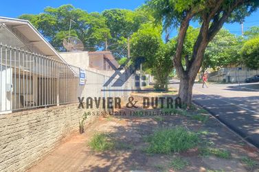 Terreno &agrave; venda - 225m&sup2; - Jardim Igua&ccedil;u