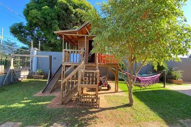 Casa &agrave; venda - 420m&sup2; - Zona I-a