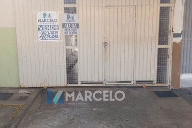 Sal&atilde;o Comercial &agrave; venda - 527m&sup2; - Zona I