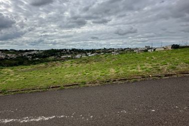 Terreno &agrave; venda - 214m&sup2; - JARDIM AEROPORTO
