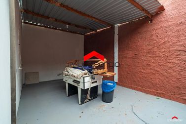 Ch&aacute;cara &agrave; venda - 260m&sup2; - Estrada Amarela