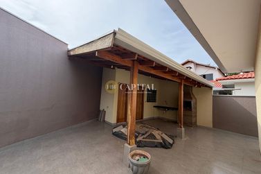 Casa para alugar - 133m&sup2; - Jardim Canad&aacute;