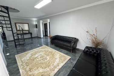 Casa &agrave; venda - 560m&sup2; - Zona II