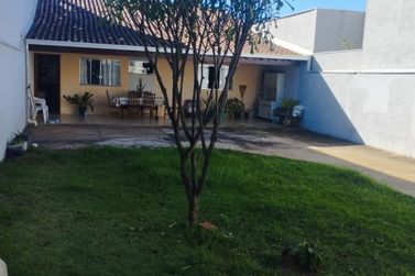 Casa &agrave; venda - 60m&sup2; - Zona V