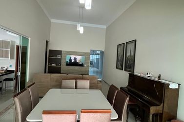 Casa &agrave; venda - 360m&sup2; - Jardim Tamoio