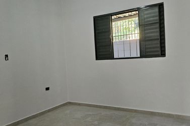Casa &agrave; venda - 64m&sup2; - Jardim Yonezu