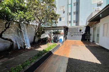Terreno &agrave; venda - 204m&sup2; - CENTRO
