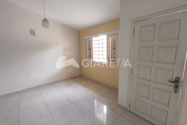 Casa &agrave; venda - 122m&sup2; - CENTRO