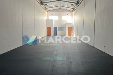 Sal&atilde;o Comercial para alugar - 205m&sup2; - Zona V