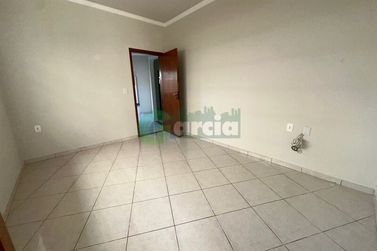 Casa para alugar - Zona II