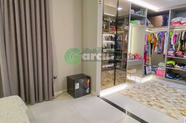 Ch&aacute;cara &agrave; venda - 25m&sup2; - -