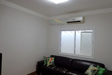 Casa &agrave; venda - 268m&sup2; - JARDIM FLAMBOYANT