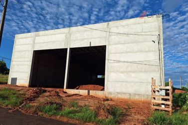Sal&atilde;o Comercial para alugar - 700m&sup2; - Parque Comercial e Residencial T&oacute;kio