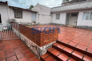 Casa para alugar - 308m&sup2; - Zona III