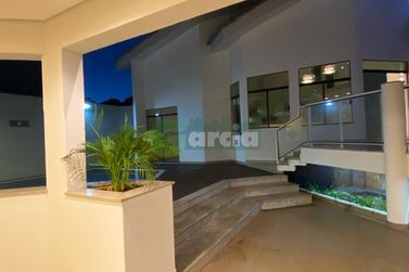 Sobrado &agrave; venda - 439m&sup2; - Zona I-A