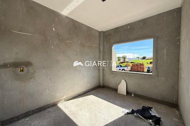 Casa &agrave; venda - 42m&sup2; - JARDIM PINHEIRINHO