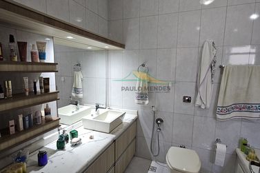 Sobrado &agrave; venda - 292m&sup2; - Zona 3