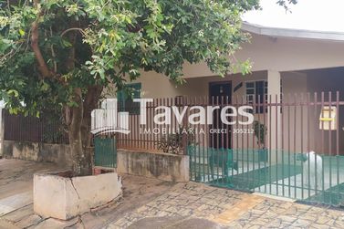 Casa &agrave; venda - 80m&sup2; - Centro
