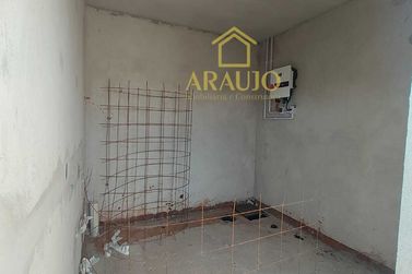 Casa &agrave; venda - 200m&sup2; - Porto Camargo