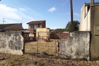 Terreno &agrave; venda - 270m&sup2; - Parque San Marino