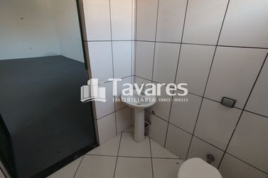 Sal&atilde;o Comercial para alugar - 300m&sup2; - Zona VII