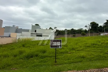 Terreno &agrave; venda - 297m&sup2; - Parque Residencial Interlagos